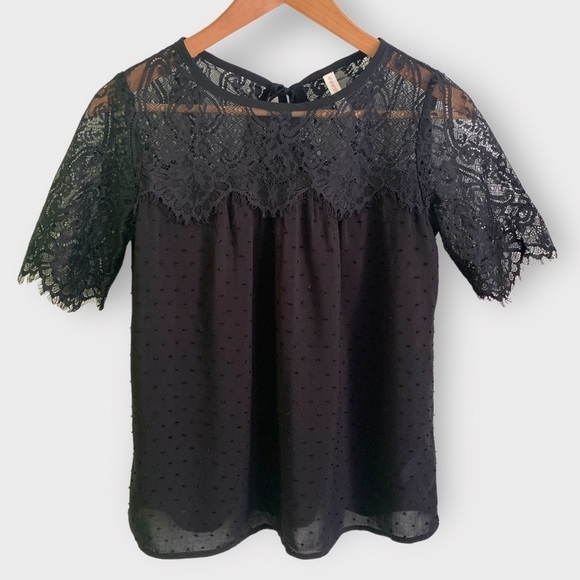 Xhilaration Lace Blouse - Picture 1 of 6